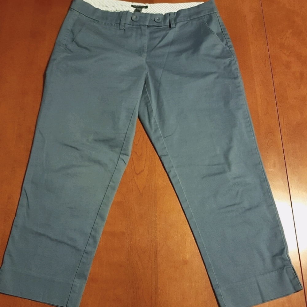 Tommy Hilfiger sz 10 crop pant EUC